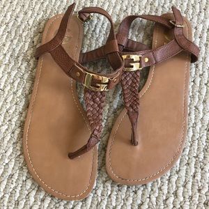 Guess brown braided sandals